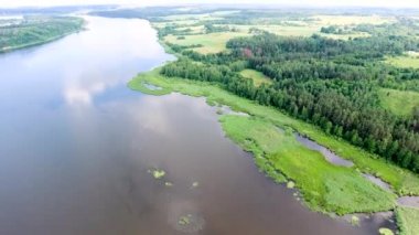 Güzel nehir manzarası