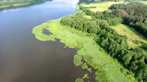 Beau paysage fluvial