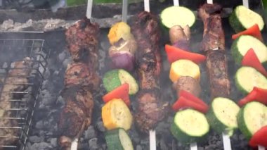 Dışarıda Izgara Barbekü