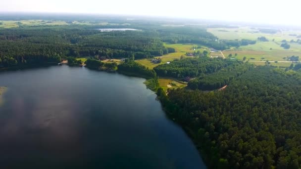 Vackra sjön Flygfoto — Stockvideo