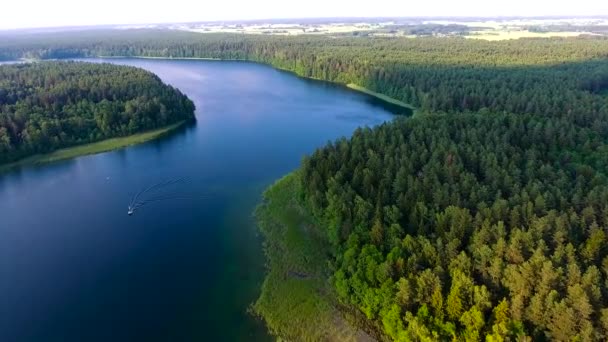 Vackra sjön Flygfoto — Stockvideo
