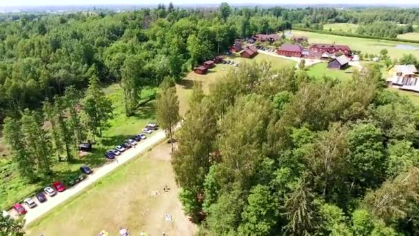 Edificios en zona de recreo vista aérea — Vídeo de stock