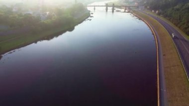 Eski Şehrin Üzerinden Uçuş