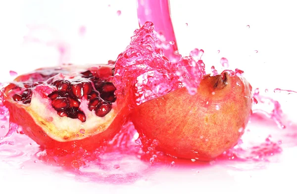 Ripe pomegranate — Stock Photo, Image