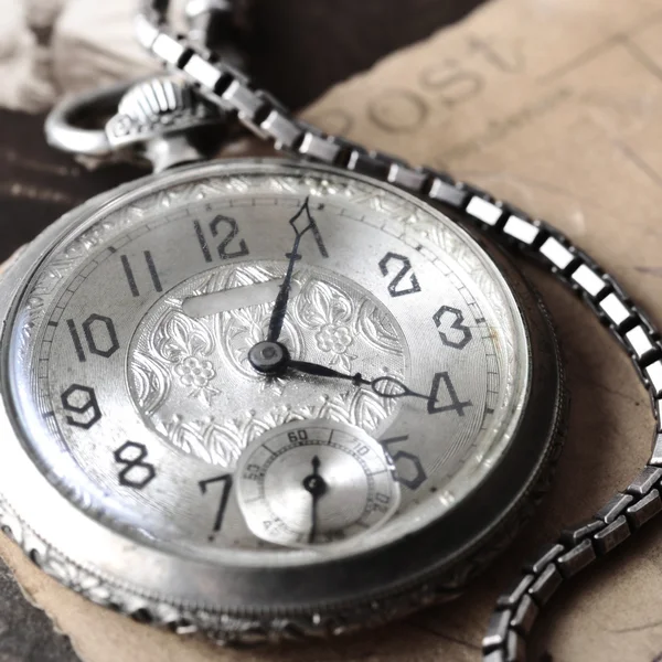 Old watch — Stockfoto