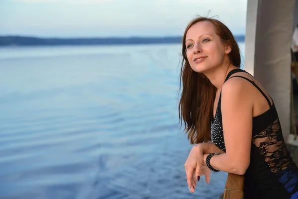 Young woman — Stock Photo, Image