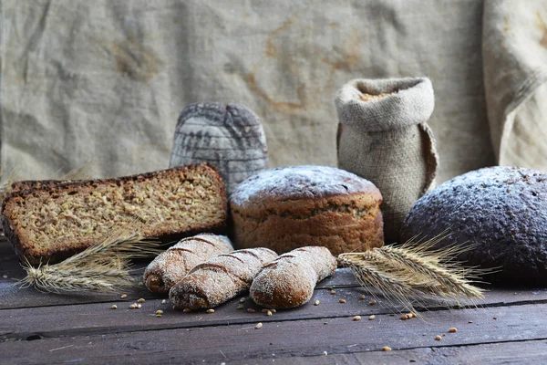 Fresh bread — Stock Photo, Image