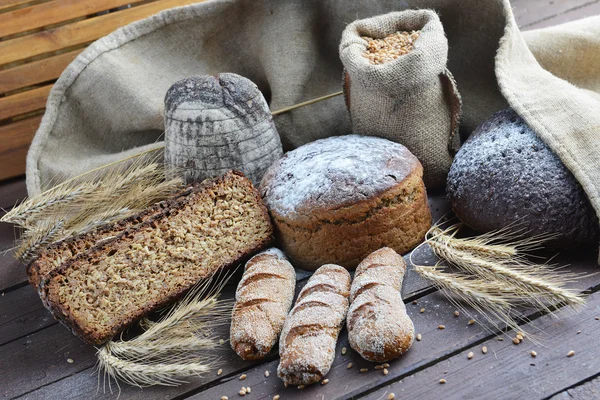 Fresh bread — Stock Photo, Image