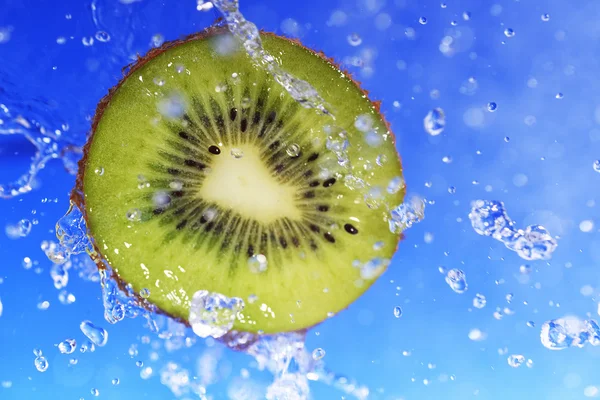 Rebanada de kiwi —  Fotos de Stock