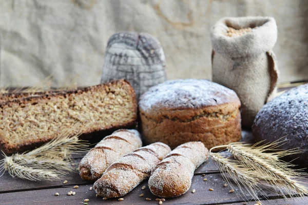 Fresh bread — Stock Photo, Image