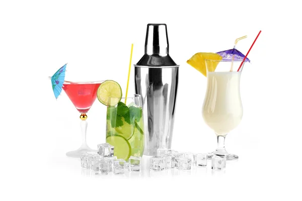 Cocktail drinken — Stockfoto