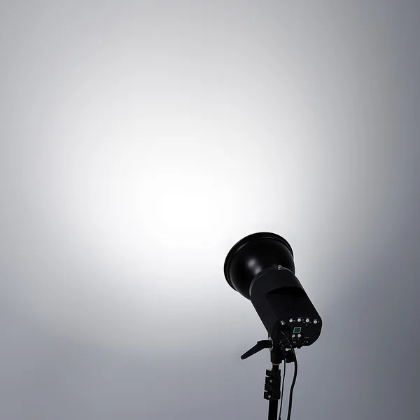 Hintergrund mit Beleuchtung Lampe — Stockfoto