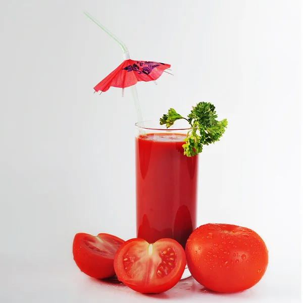 Suco de tomate em vidro — Fotografia de Stock