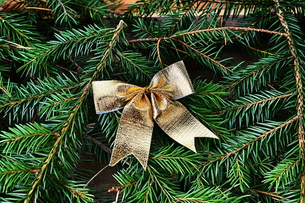 Abeto con juguetes de Navidad — Foto de Stock