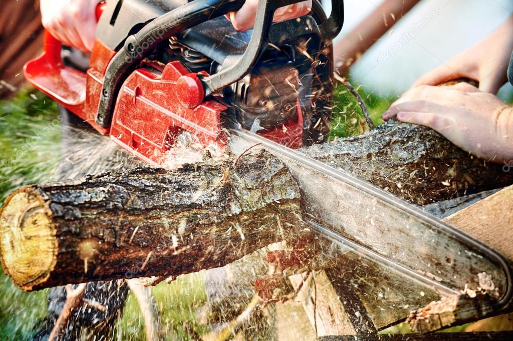Chainsaw blade ⬇ Stock Photo, Image by © Taden1 59973891