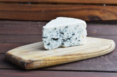 taze ve lezzetli peynir