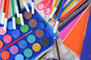 Suluboya boya ve ileti örneği