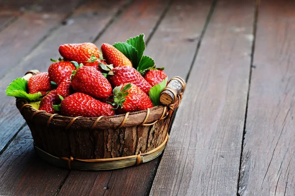红色的美味草莓 — 图库照片