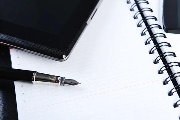 Caderno e caneta — Fotografia de Stock