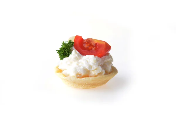 Tartlet with cream and dill — Stock Photo, Image