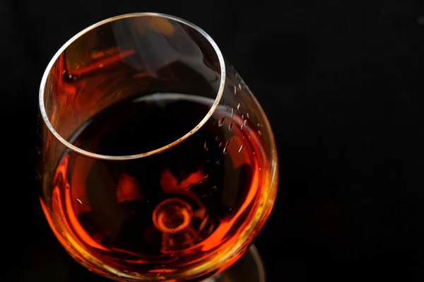 Alkohol brandy glas — Stockfoto