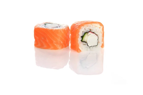 Sushi med lax isolerade — Stockfoto
