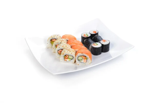 Pyszne sushi rolki — Zdjęcie stockowe