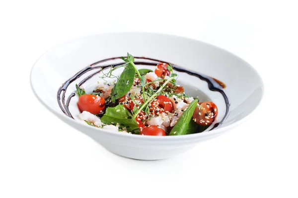 Salát ze zeleniny a masa — Stock fotografie