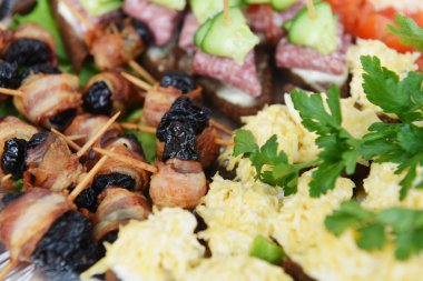 Sebzeli balık ve et aperatifler