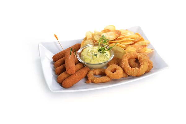 Tasty fish sticks and potatoes — Stock Photo, Image