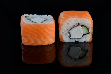Somonlu suşi.