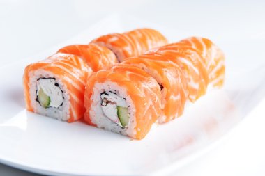 Somonlu suşi.