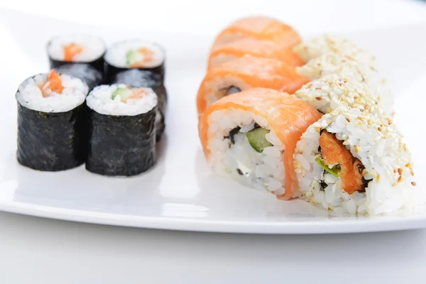 Delicious sushi rolls — Stock Photo, Image