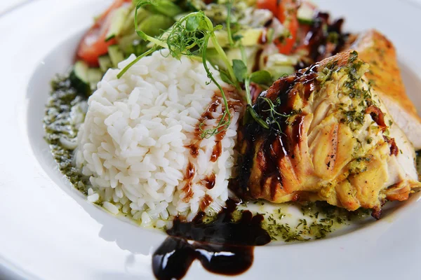 Pollo asado y arroz —  Fotos de Stock