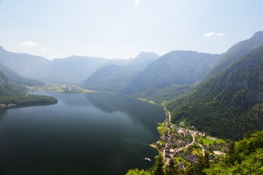 Göl kıyısı köyünde