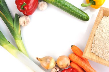 Beyaz pirinç ve sebze