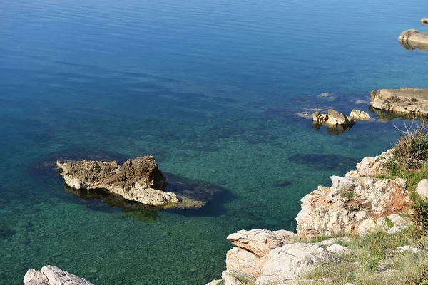 Sea coast rocks — Stock Photo, Image