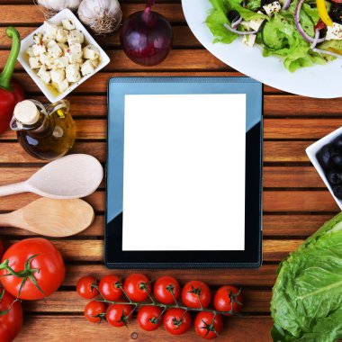 Tablet ve taze sebze
