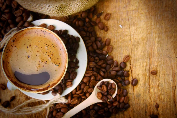 Roasted coffee beans — Stock Photo, Image