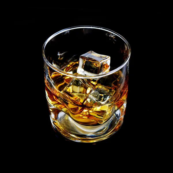 Whiskey with ice — Stock Photo, Image