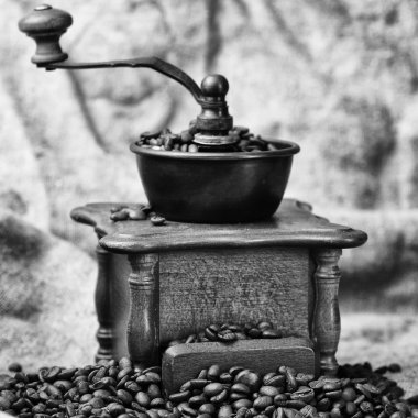 manuel kahve öğütücüsü