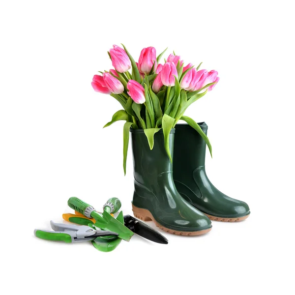 Tulipas rosa e ferramentas de jardim — Fotografia de Stock