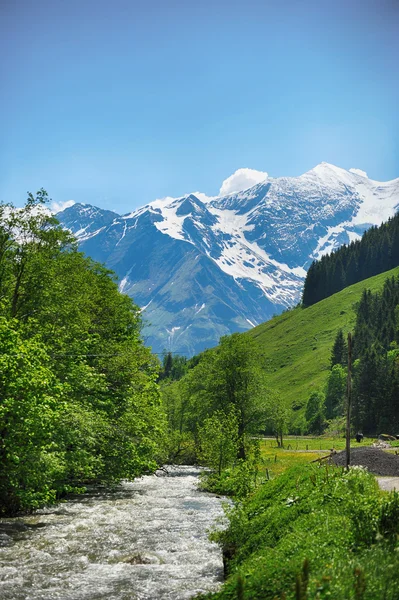 Svahy hory krajina — Stock fotografie