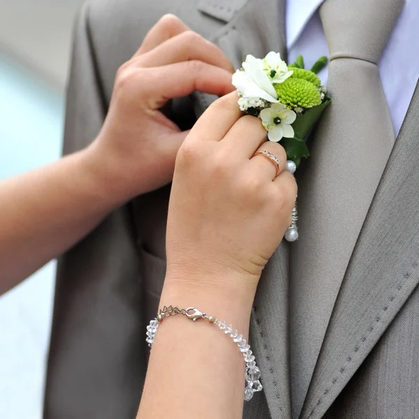 Bruiloft corsages op jas — Stockfoto