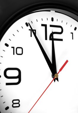 Büyük yuvarlak duvar saati parçası yakın çekim