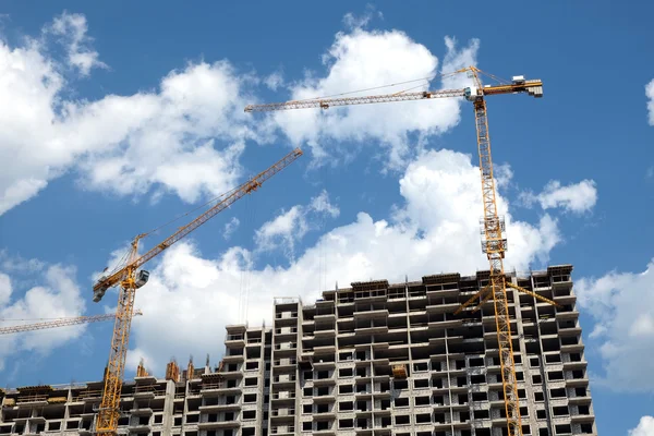 Modern appartement gebouw bouw — Stockfoto