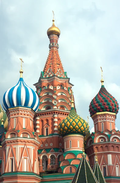 St. Basil's Cathedral op het Rode plein in Moskou — Stockfoto