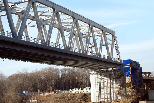 Railway bridge construction — Stock Photo, Image