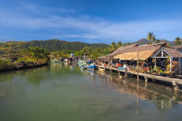 Thailand, Ko Chang. Thailand tropische eiland van Koh Chang. Fisherman's Village. — Stockfoto