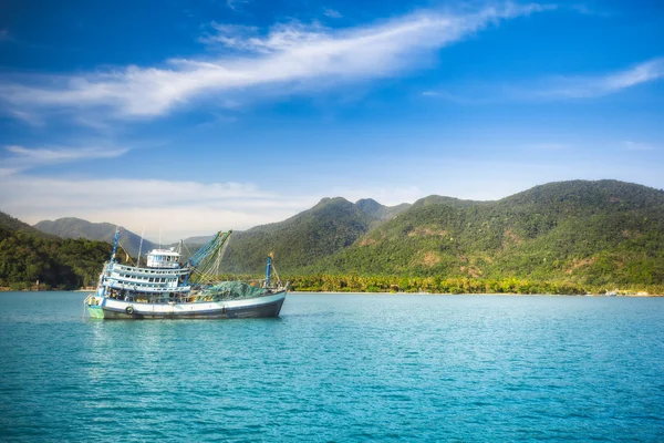 Thailand, Ko Chang. Thailand tropische eiland van Koh Chang. Vissersboot. — Stockfoto